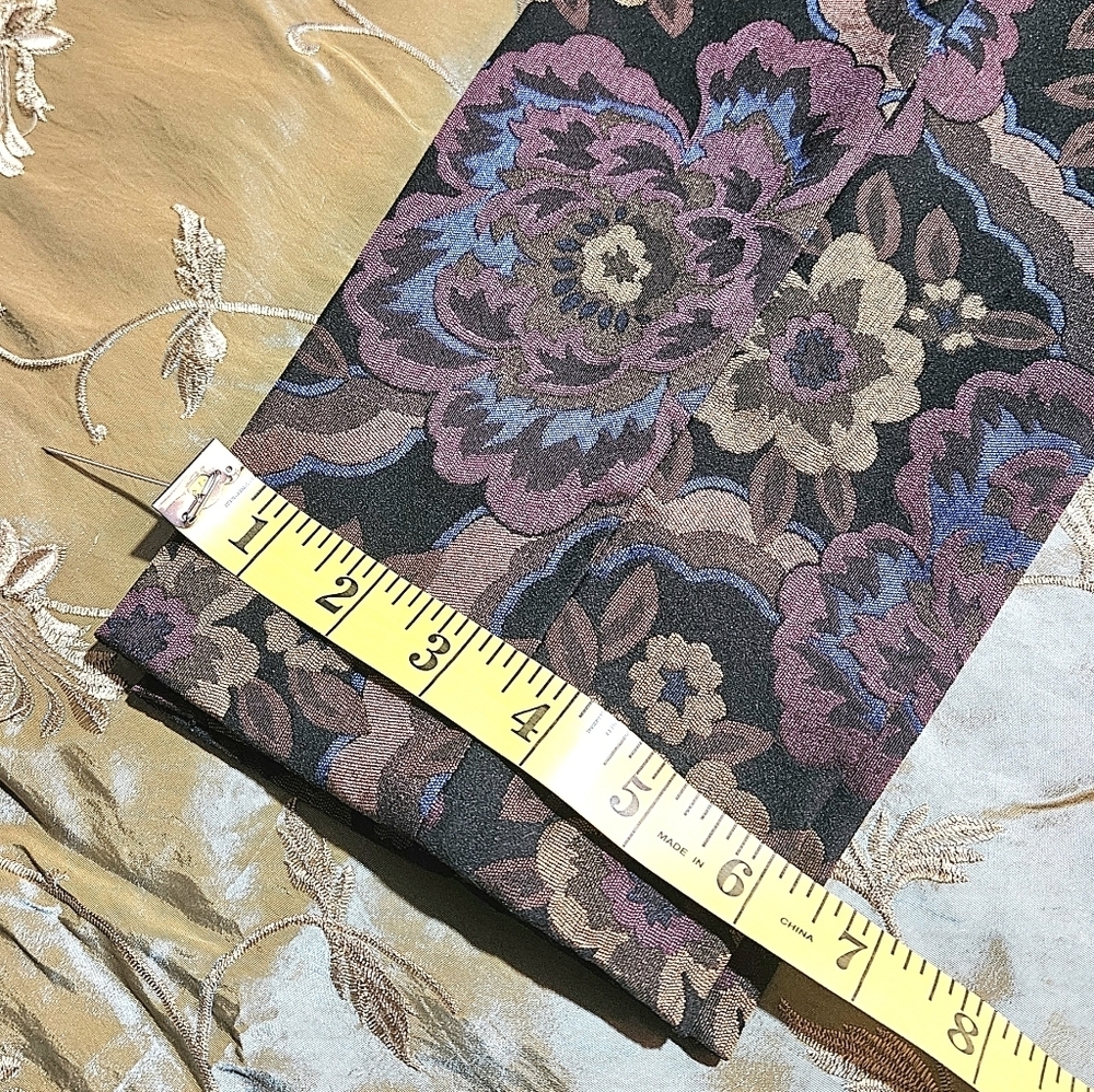 Stylish Brocade Print Pants - Picture 10 of 13